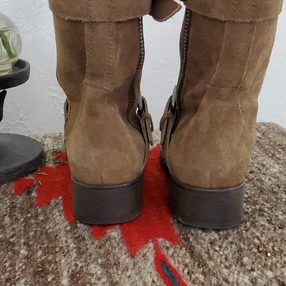 G.H Bass suede short boots - Picture 5 of 12